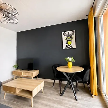 Apartment Elegant T2 - Metro D - Balcon - Lyon *