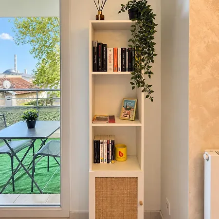 Apartment Elegant T2 - Metro D - Balcon - Lyon *