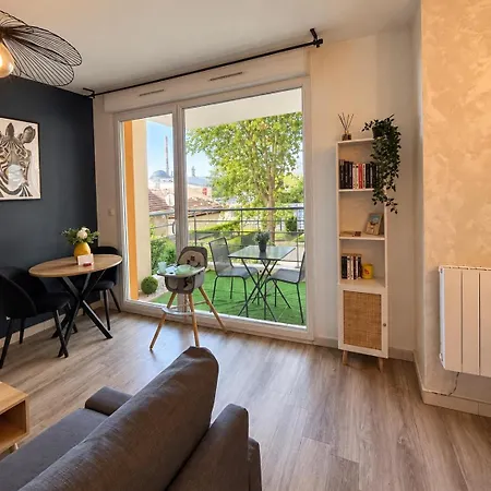 Elegant T2 - Metro D - Balcon - Lyon Apartment Vénissieux
